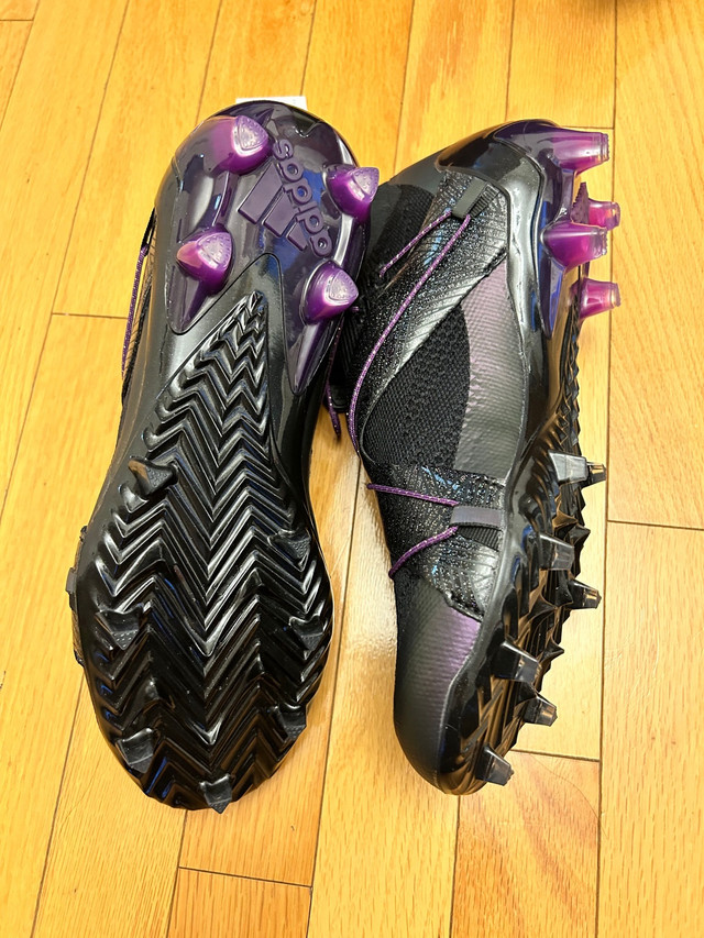 Brand New Football Shoes. Size: 9 in Football in Markham / York Region - Image 3