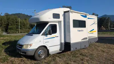 Clean Mercedes Sprinter Motorhome - Low KM - Sleeps 6Looking for the ultimate reliable RV? This Merc...