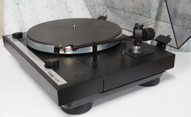 Thorens TD-316 Turntable Massive Upgrades in Stereo Systems & Home Theatre in Edmonton - Image 2