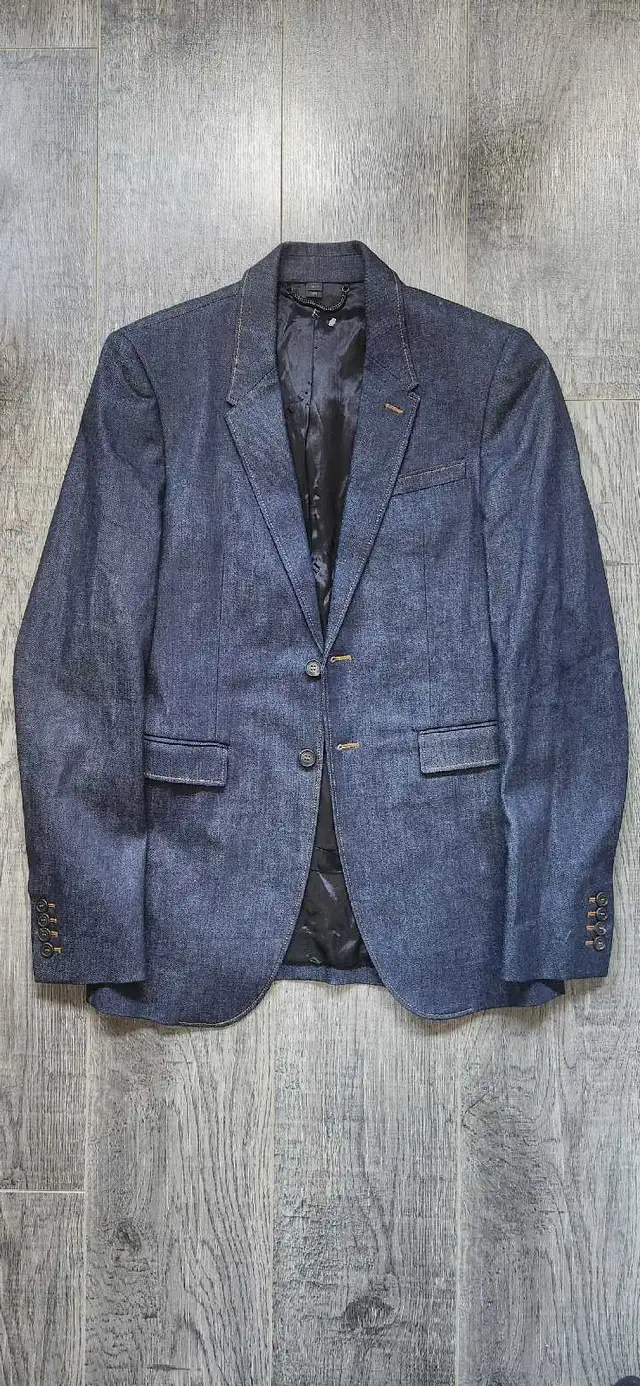 BURBERRY PRORSUM 2015SS Denim Blazer Jacket in Men's in Mississauga / Peel Region - Image 2