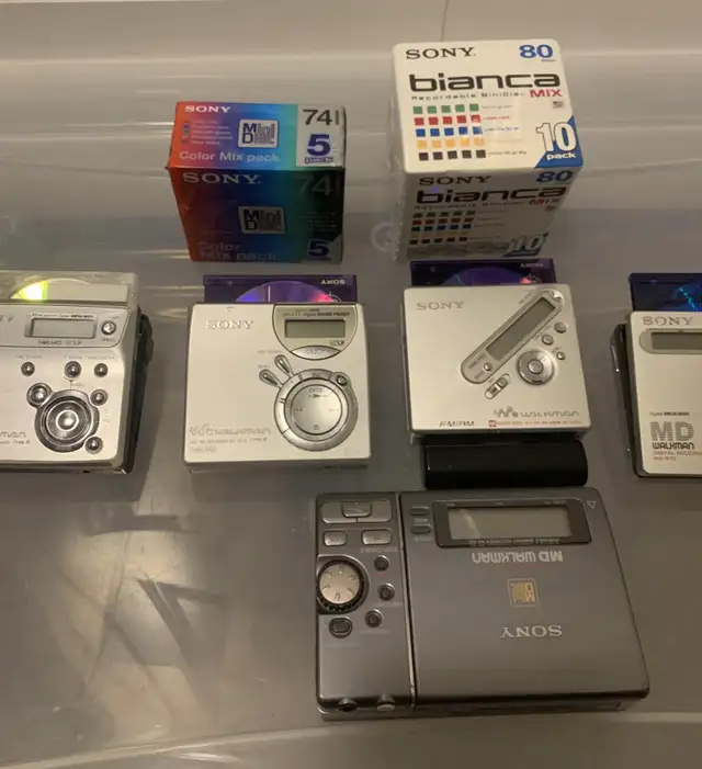 Sony MD MiniDisc Players Walkman Recorder in General Electronics in Burnaby/New Westminster - Image 7