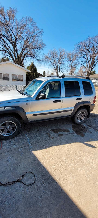 2005 jeep liberty 