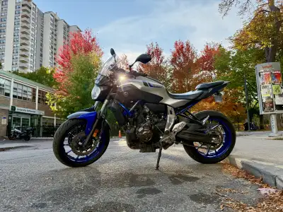 Mint condition 2016 Yamaha FZ-07 for sale. Highlights: - Akrapovic Racing Line Carbon, full system e...