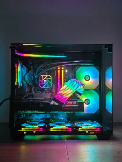 RX 9070 XT Gaming PC┃5800X3D┃64GB 3200MHZ┃1TB NVMe, View more