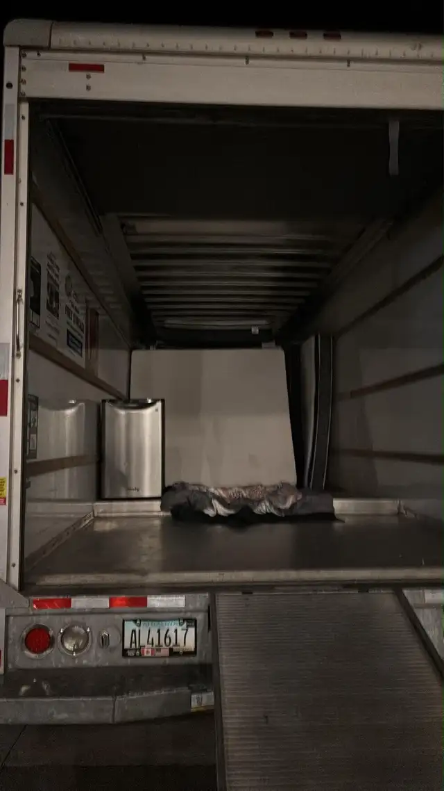 Moving, Store Pickups & Junk Removal586457761175971845
