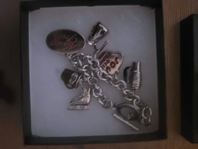 BNIB Tim Horton's Sterling Silver Charm Bracelet  in Jewellery & Watches in Kitchener / Waterloo - Image 4