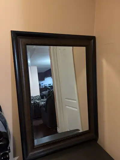 mirror  like new, View more
