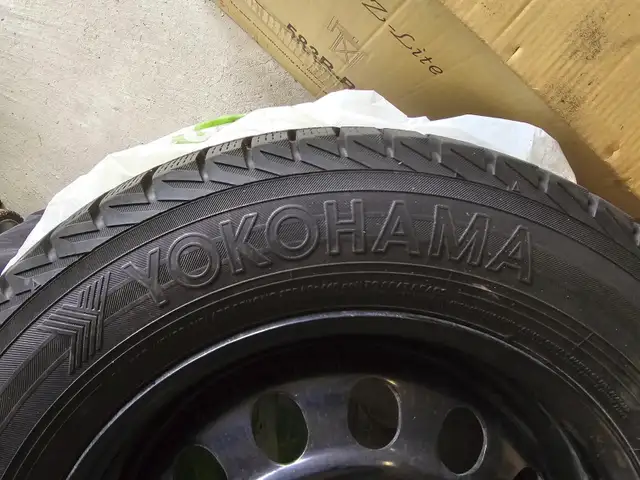 Yokohama Winter tires on steel rims 175/70R14 in Tires & Rims in Markham / York Region - Image 4