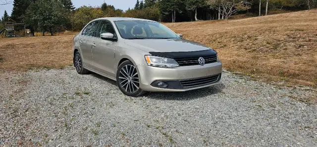2013 Volkswagen Jetta Highline 6 Speed manual**Tdi**63849105329795120