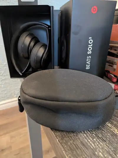 Beats Solo Earphone, View more