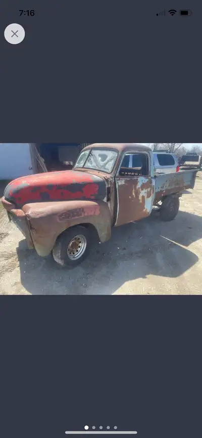 1950 ish gmc cab 1951 Chevy box 1954 Chevy frane with s10 rear clip Good rat rod project or yard art...