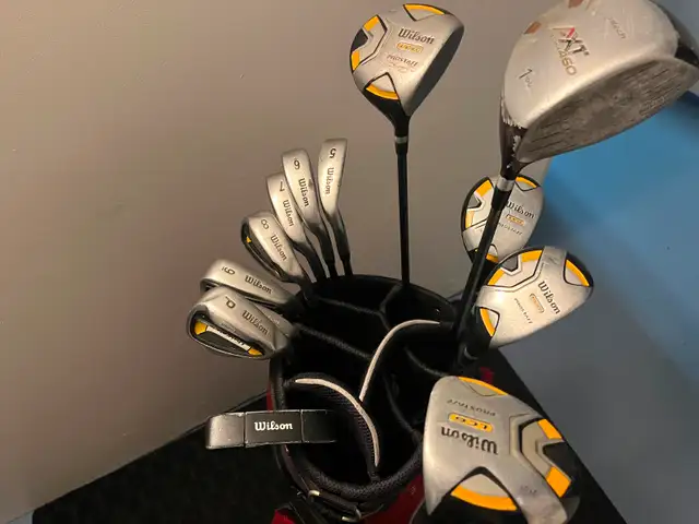 Golf clubs Men’s right hand full set with  golf bag in Golf in City of Halifax - Image 3