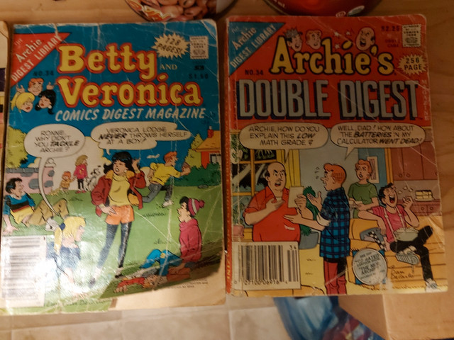 Archie comics in Comics & Graphic Novels in Ottawa
