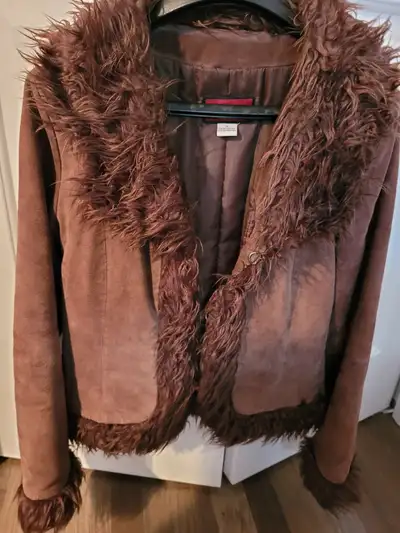 Jacket ladies/girls-size S, gently used, View more