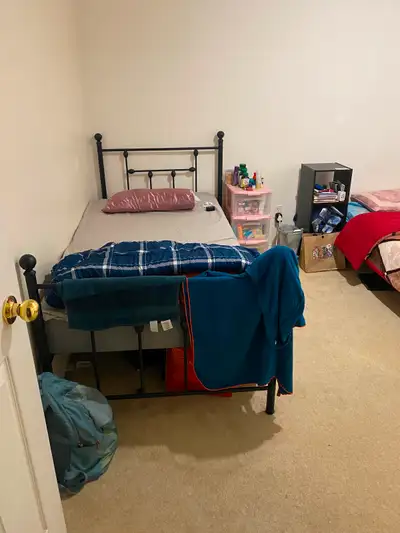 Room on rent