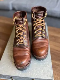 Vintage Chippewa men’s boots size 9 