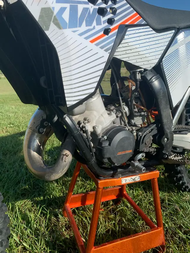 KTM 150 2 stroke in Dirt Bikes & Motocross in Winnipeg - Image 8