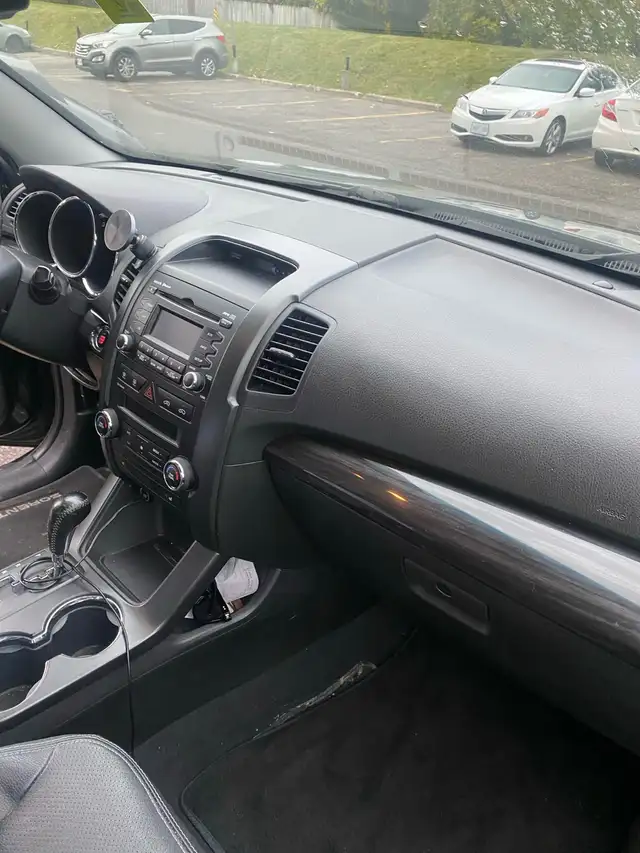 kia Sorento 2011596434093783787526
