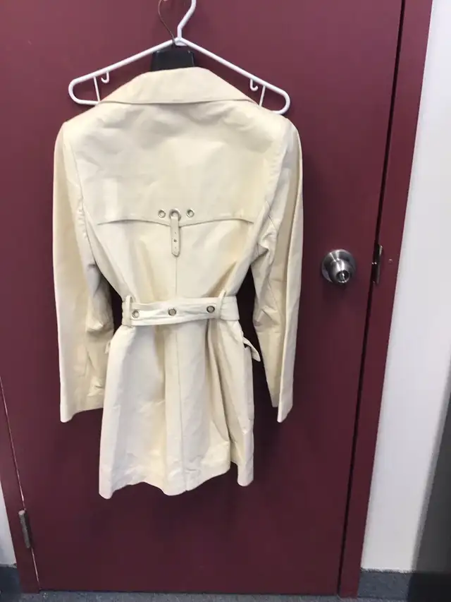 manteau en cuir véritable pour femme gr:8 coupe sport  in Women's - Tops & Outerwear in Longueuil / South Shore - Image 3