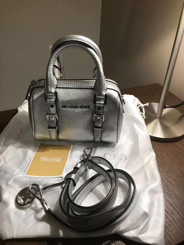 Authentic Micheal kors bag in Women's - Bags & Wallets in Mississauga / Peel Region