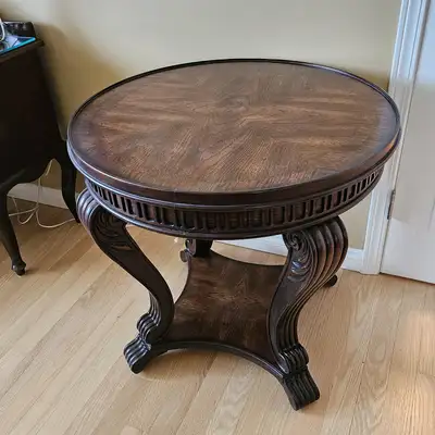 ⭐ Beautiful Solid Wood Round Side Accent Table - READ AD, View more