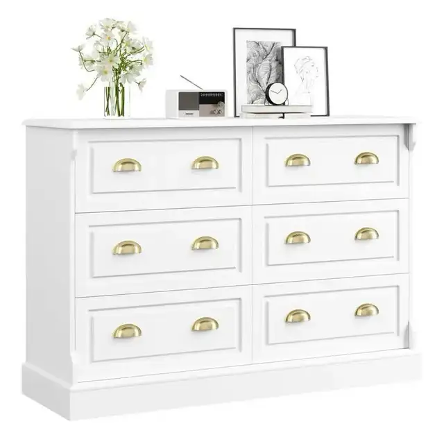 Beautiful 6 Drawer White Double Dresser, classic wardrobe  in Dressers & Wardrobes in Markham / York Region - Image 6