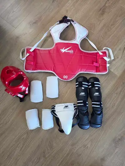 taekwondo sparing set, View more