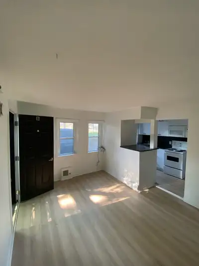 Downtown One Bed Main Floor Apartment