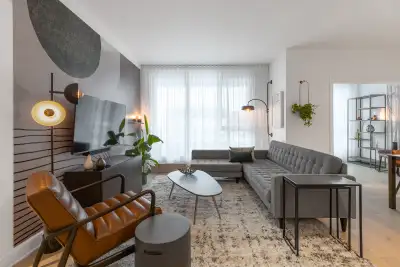 Condo haut de gamme 2chambres + bureau, 2 SDB vue panoramique