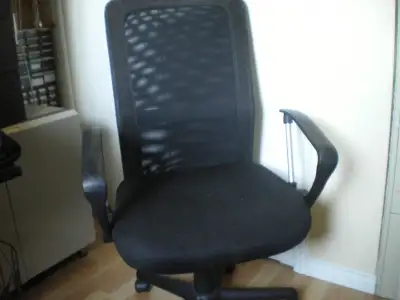 Chaise de bureau, View more