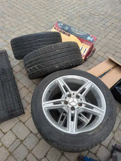 Mercedes OEM Rims used on an E300. Tires are 245/45Z R17.