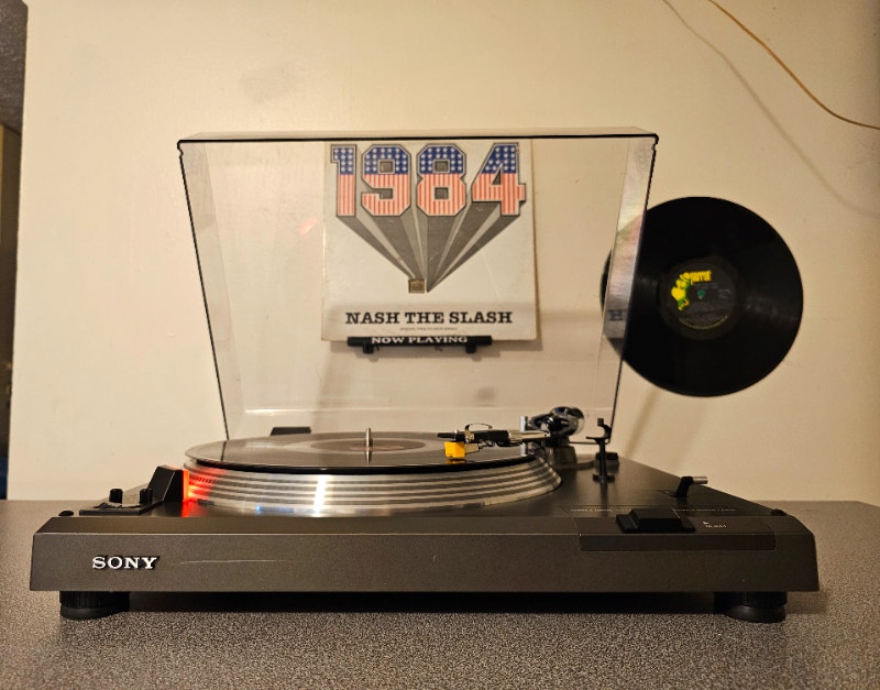 Sony PS11 Turntable Stereo Systems & Home Theatre City of Halifax