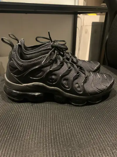 Nike Vapormax Triple Black Size 9.5, View more