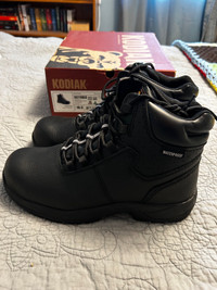 Safety work boots