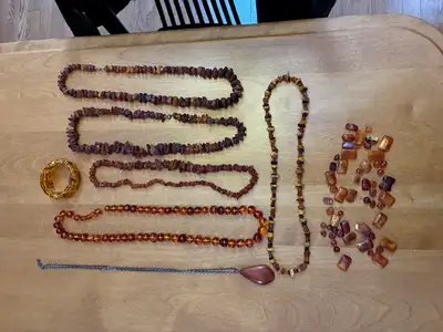 Baltic Amber - see picture.