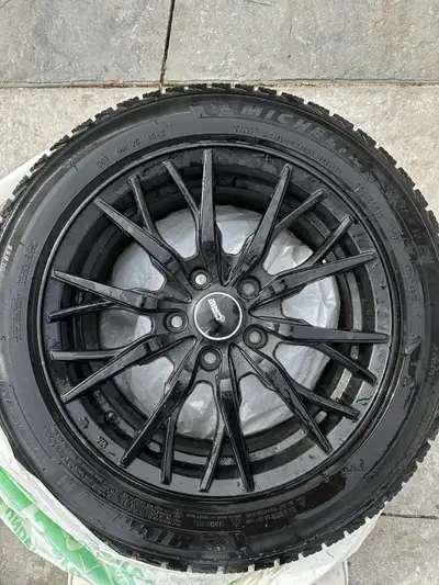 Purchased 2025 brand new from Canadian tire for $1700 - used for one winter - less than 5000km on th...