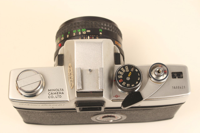 Minolta SRT 101 35mm SLR w/Rokkor-X 50mm F2 in Cameras & Camcorders in City of Toronto - Image 3