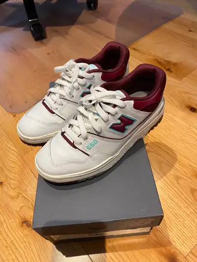 Excellent New Balance shoes, View more