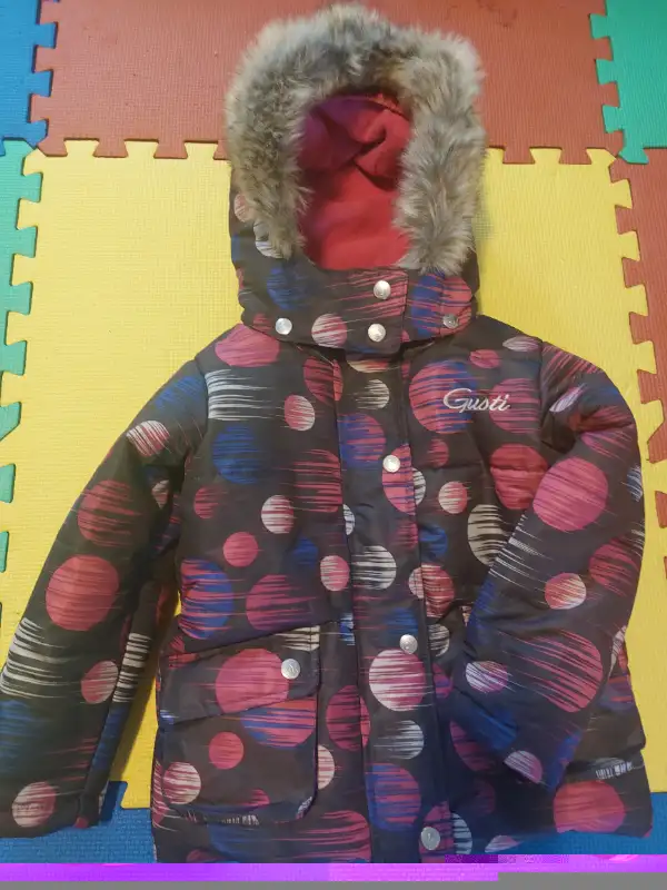 Girl Gusti snow suit size 4 in Clothing - 4T in Edmonton - Image 4