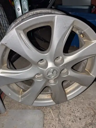 Alloy rims from mazda 3, 4 rims