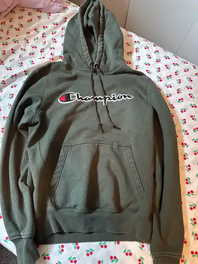 132 ads for champion hoodie in Clothing in Ontario Kijiji Marketplaces Page 3