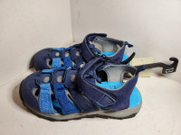 Boys sandals blue 4 sizes brand new / sandales pour garçon neuf