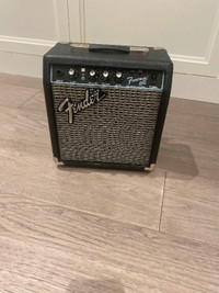 Fender Amplifier with aux wire