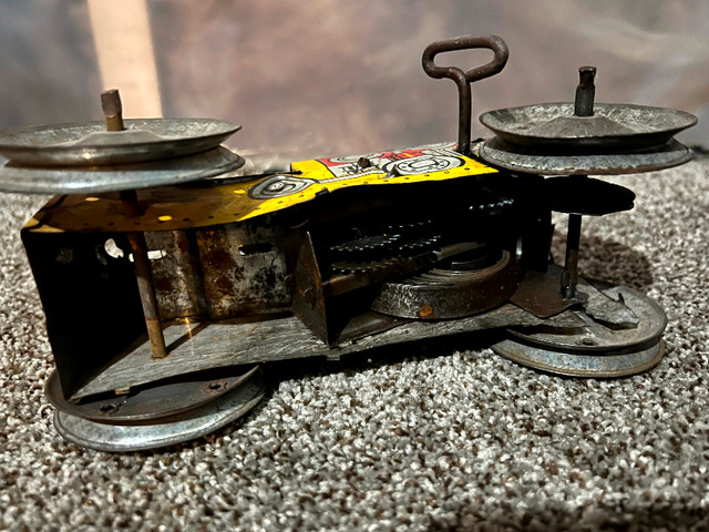 Antique Tin Bulldozer Toy in Arts & Collectibles in Calgary - Image 3