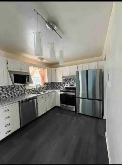 Welcome to Craig Crescent! This 4 bedroom, 2 bathroom home is in a very safe and quiet neigboorhood...