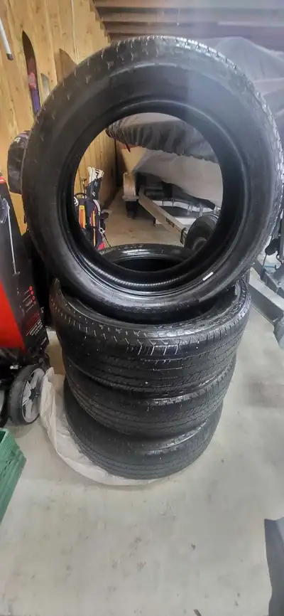 Like new these tires only used for 8000 km baught bigger tires a steal at this price over 300 each a...