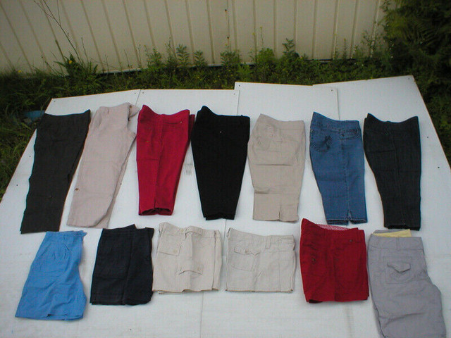 Lot LINGE 5 photo JEANS PYJAMA ROBES T-SHIRT MANTEAU PANTALON G6 dans Enfants et jeunesse  à Longueuil/Rive Sud