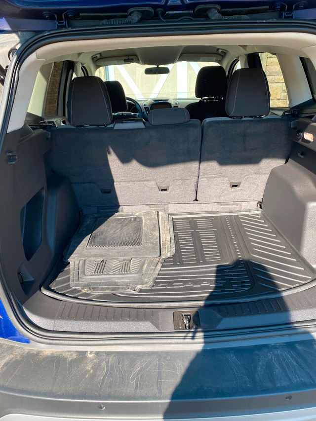2015 FORD ESCAPE SE FWD-$11500 in Cars & Trucks in Markham / York Region - Image 3