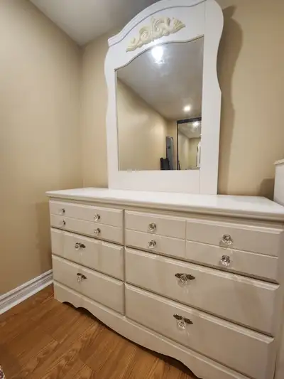 ENSEMBLE CHAMBRE FILLE (FR/ENG), View more