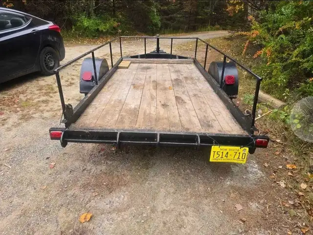 Heavy duty solid steel utility trailer in Cargo & Utility Trailers in Bedford - Image 3